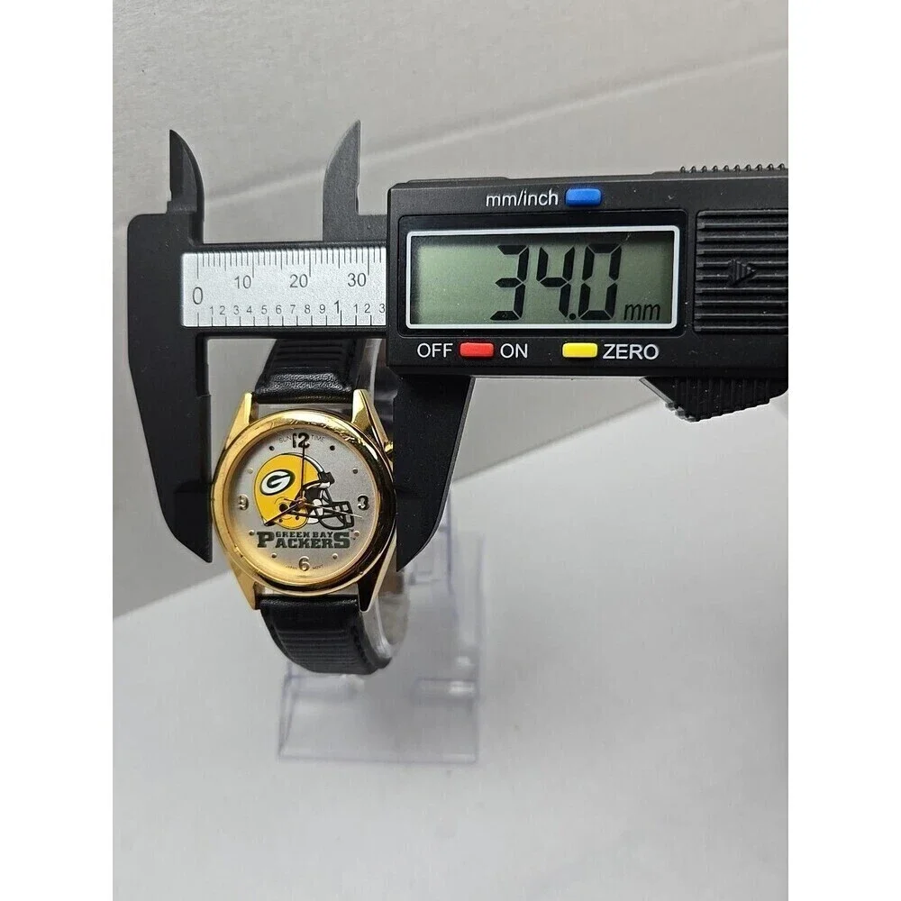Green Bay Packers Sun Time Quartz Analog Watch Gold Tone Football New Battery